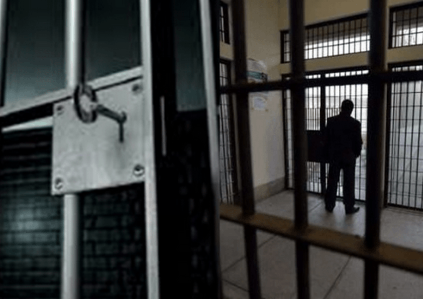  Një i burgosur dështon të arratiset nga Smrekonica