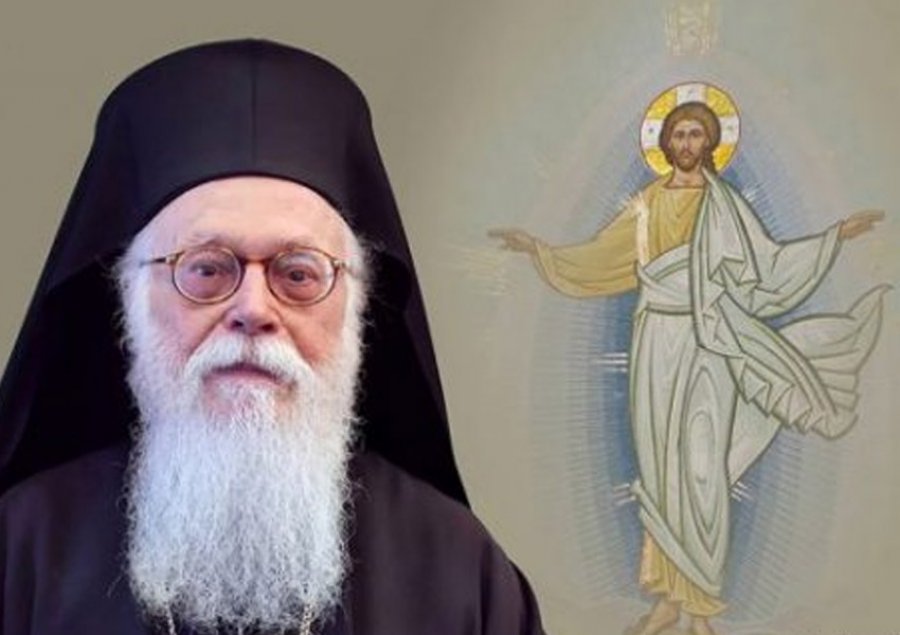 Prag Krishtlindjesh, Kryepeshkopi Janullatos uron besimtarët, mesazhi për paqe