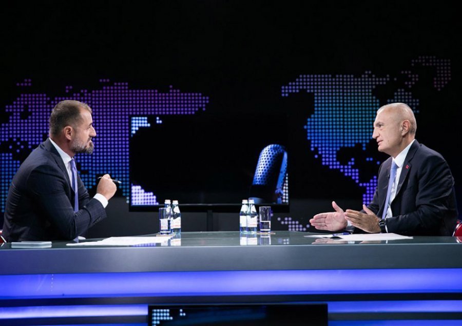 'President 'danez' apo shqiptar?'/ Çfarë paralajmëron për të hënën gazetari 