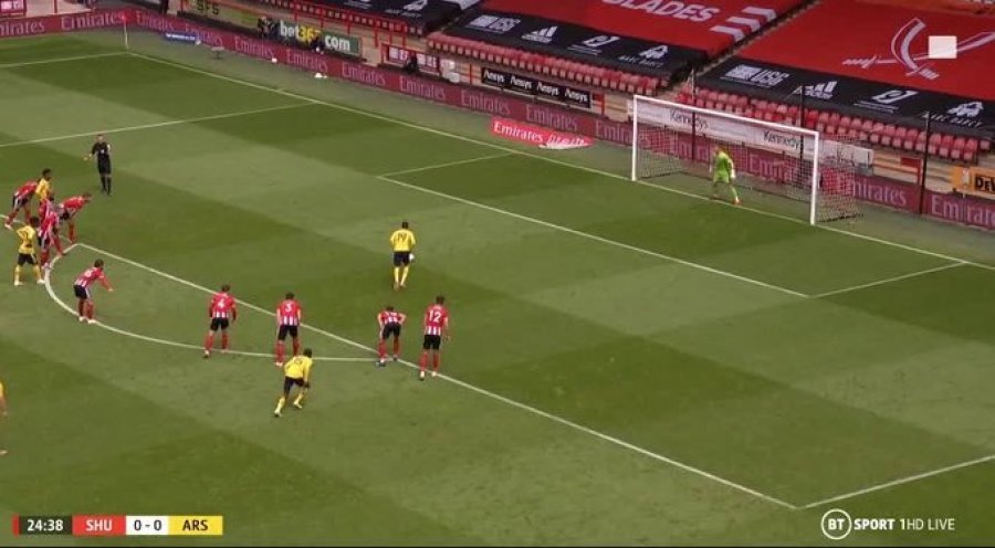 VIDEO/ Penallti për Arsenal, gjuan Pepe