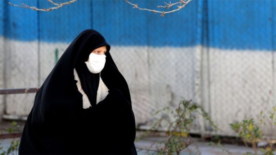 Shtohen rastet me covid ne Iran/ Frikë se pandemia mund të rikthehet