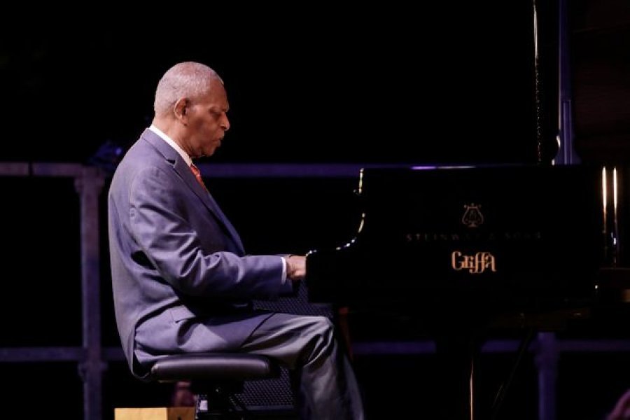 Vdes në moshën 81 vjeçare pianisti i famshëm i muzikës jazz, McCoy Tyner