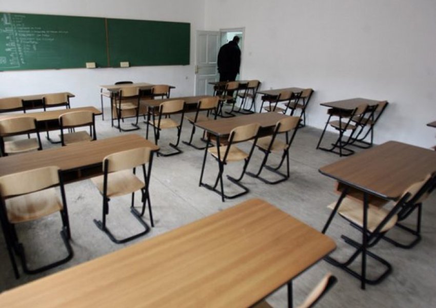 Komuna e Gjilanit vendos që mësimi të mbahet në shkolla