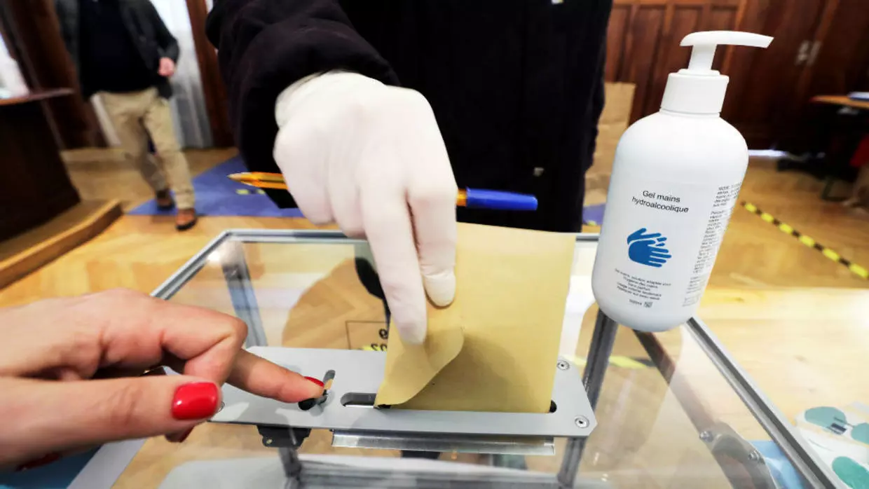 Frika nga koronavirusi/ Franca do shtyjë raundin e dytë të zgjedhjeve lokale  