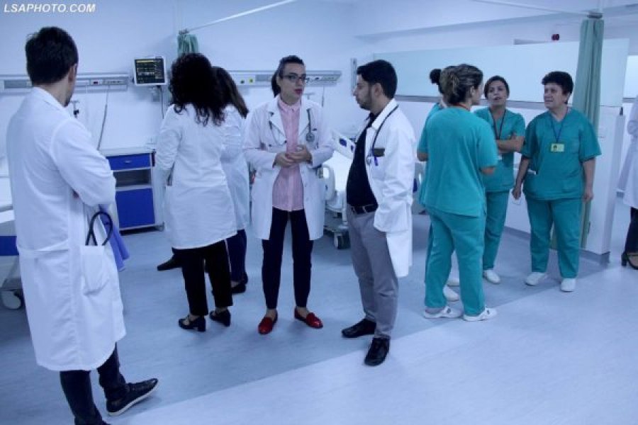Në ndihmë të Italisë, sa do të paguhen 30 mjekë dhe infermierët shqiptarë