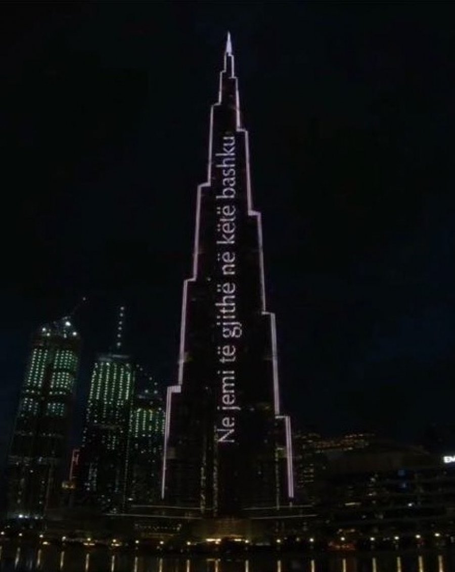 Burj Khalifa ndriçohet me mesazhe për koronavirusin, shkruan edhe shqip: ‘Ne jemi të gjithë në këtë së bashku’