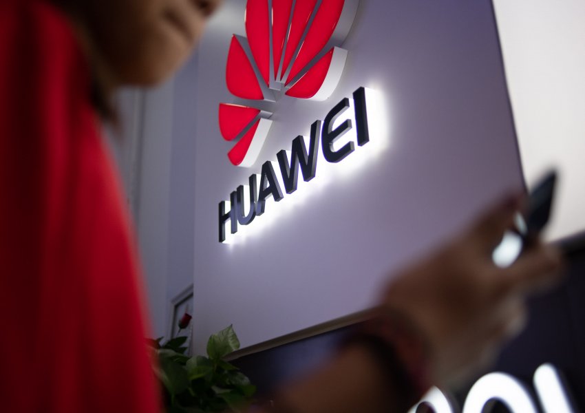 Sanksionet Amerikane/ Huawei vendos shitjen e markës së tij Honor