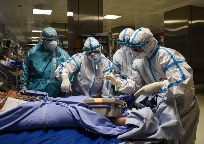 ‘Çdo 30 minuta humbasim një pacient nga Covid’/ Thirrjet alarmante të mjekëve në Greqi