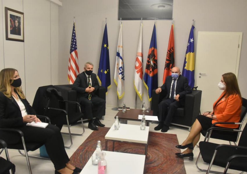 Kriza politike/Mustafa në takim me përfaqësuesit ndërkombëtarë në Kosovë
