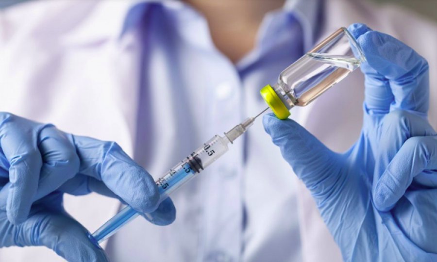 Italianët shfaqin skepticizëm mbi vaksinën, kërkojnë një ‘Made in Italia’
