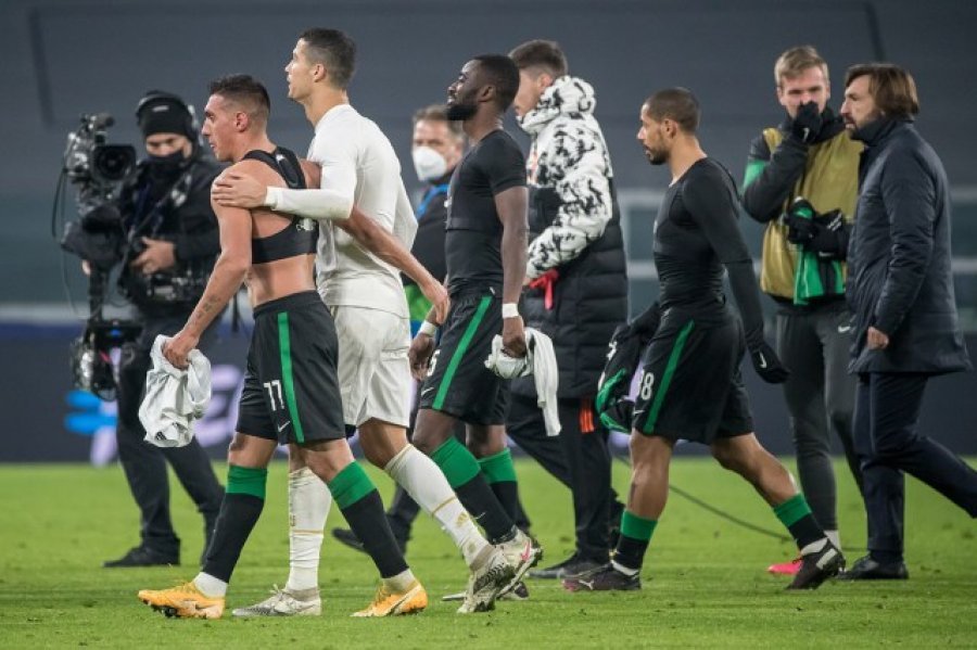 Uzuni poston foton me Ronaldon: Nuk ka fjalë për ta përshkruar çfarë po ndjej, e vetmja gjë që mund të them është...