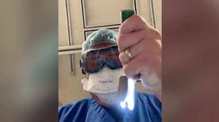 VIDEO/ ‘Mbani maskën’, mjeku stimulon momentet e fundit se çfarë sheh një pacient i infektuar