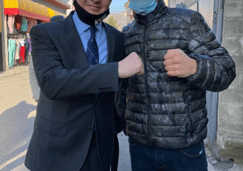 Kurti takon boksierin boshnjak në veri të Mitrovicës, ja historia e tij