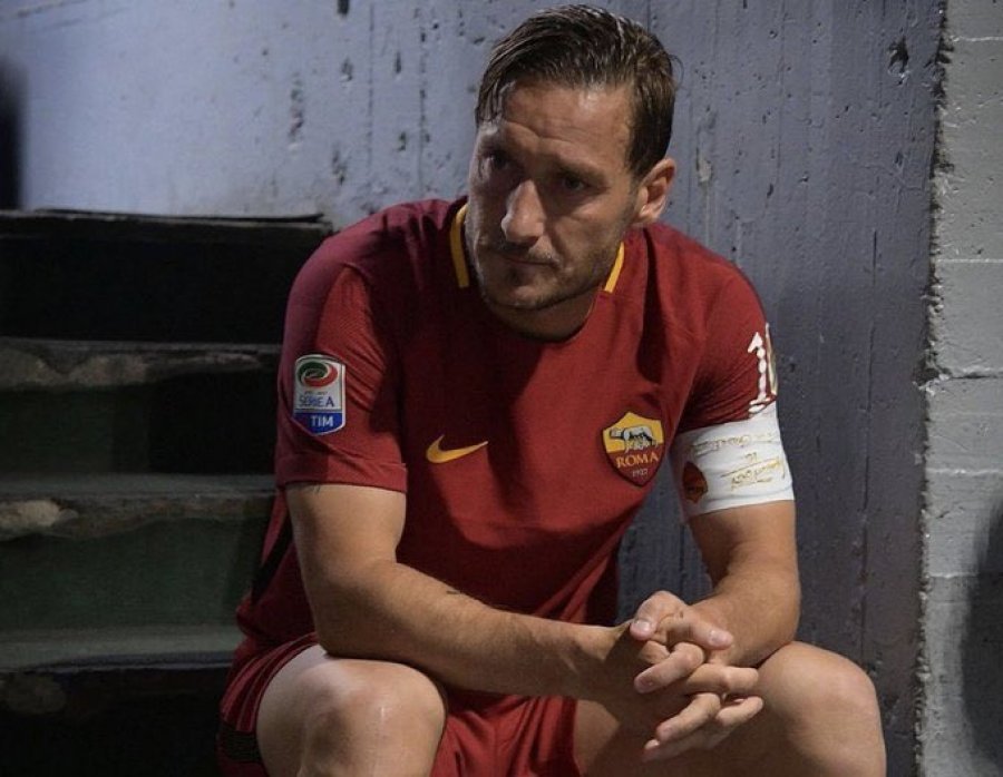Stadiumet bosh, flet Totti: Nuk është më futboll, duket si një...