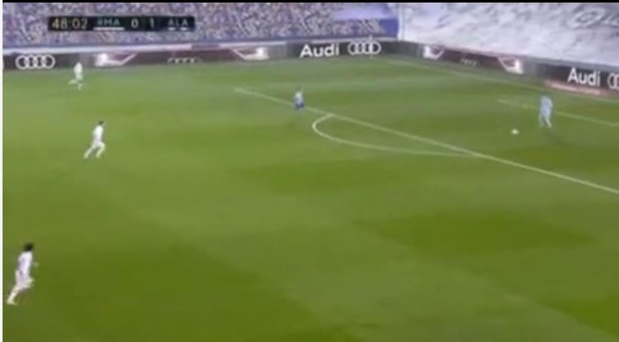 VIDEO/ Gafë e Courtois, Alaves dyfishon rezultatin ndaj Real Madrid