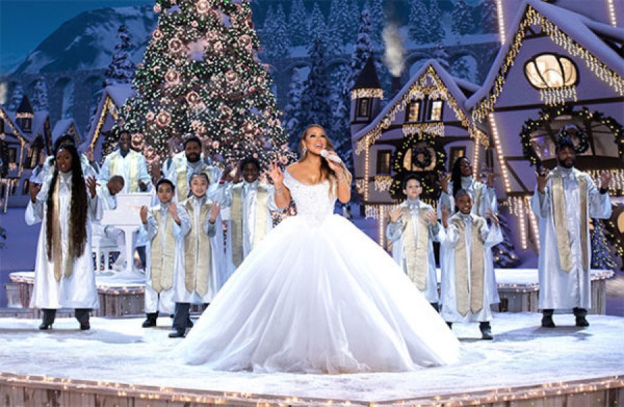 Mariah Carey sjell atmosferën e festave në mënyrën më origjinale me datë 4 Dhjetor 