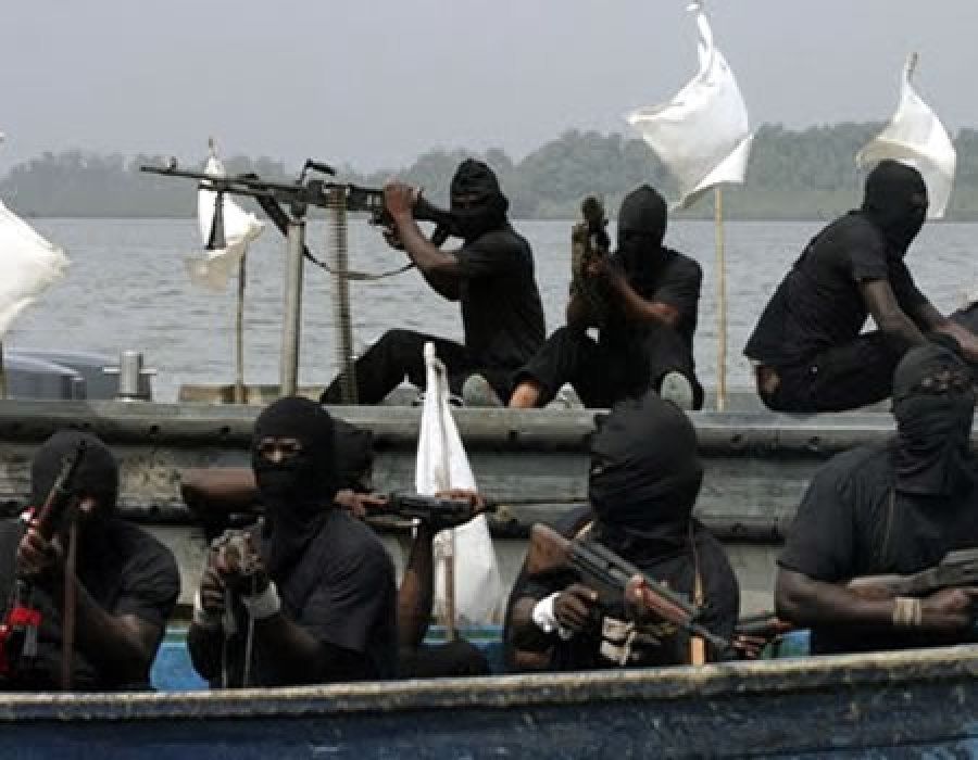 Rrëmbehen marinarët grek në Nigeri, kërkojnë shpërblim për lirimin e tyre