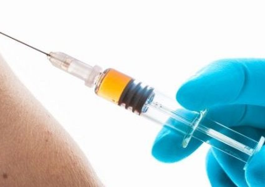  MHRA – aprovon vaksinën kundër COVID-19