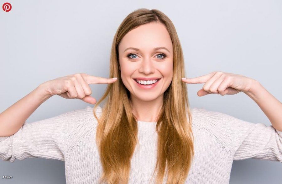 Si të keni dhëmbë të bardhë: 8 këshilla për një buzëqeshje të ndritshme