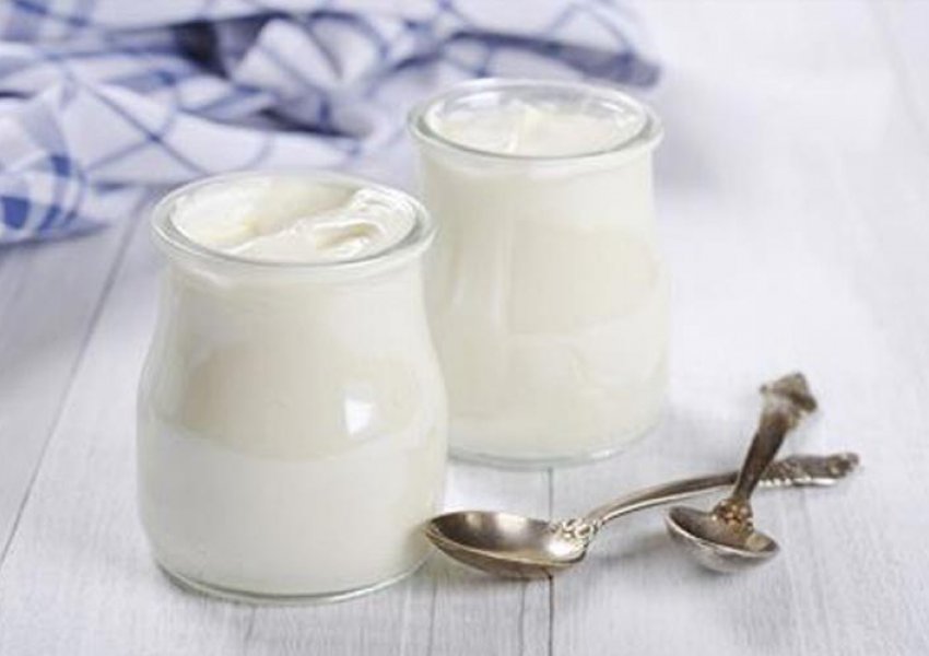 Filloni të hani jogurt çdo ditë! Ekziston shansi i madh që do të mund t’ju mbrojë nga një sëmundje e rrezikshme 