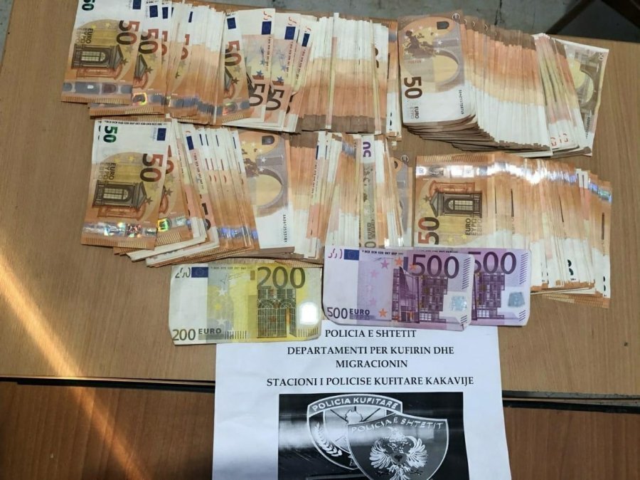 Kakavijë, çiftit i sekuestrohen 25 mijë euro, nis hetimi për pastrim parash