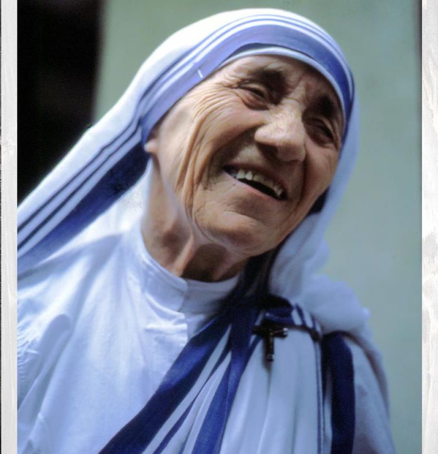 Në 1958: Si Nënë Tereza e qetësoi me një lëvizje dore, demin e tërbuar