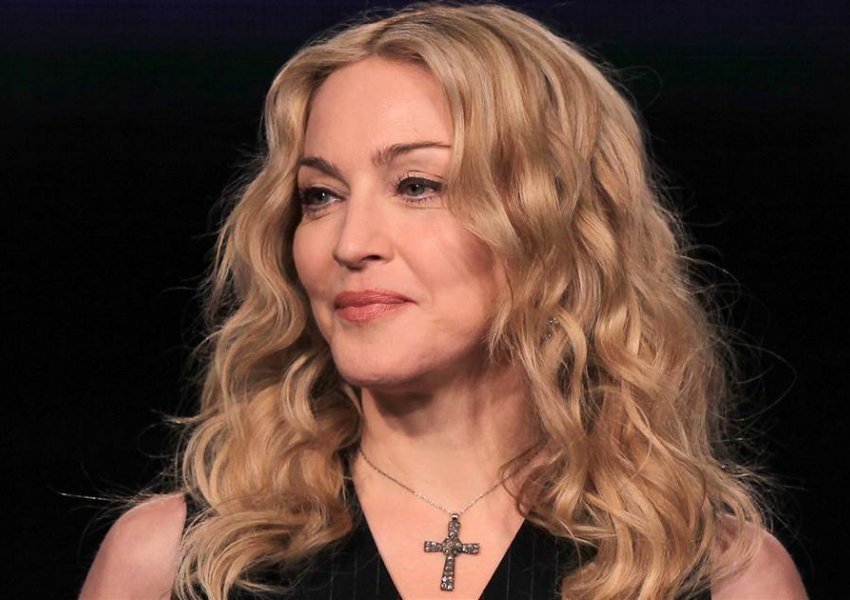 FOTO/ Nuk do ta njihni, Madonna ndryshon tërësisht pamjen  