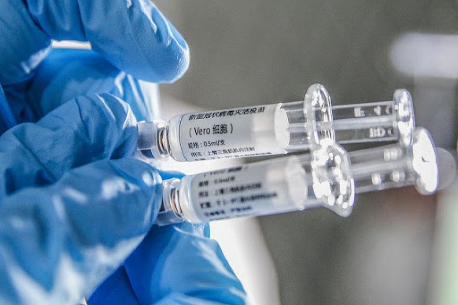 Vaksina kineze kundër koronavirusit rezulton më efektive të grupmosha e tretë e popullatës