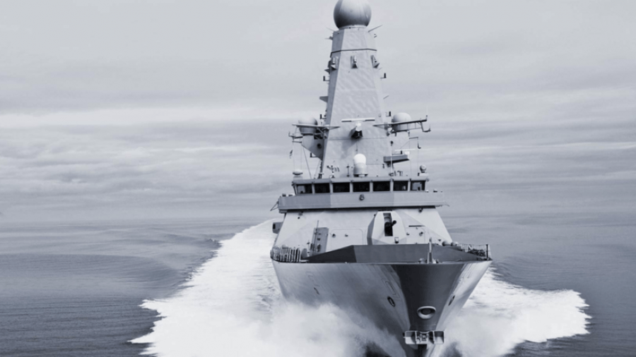 Anijet luftarake Britanike sekuestrojnë 450 kg drogë në Detin e Arabisë