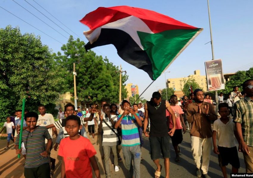 Sudani pajtohet për normalizim të marrëdhënieve me Izraelin