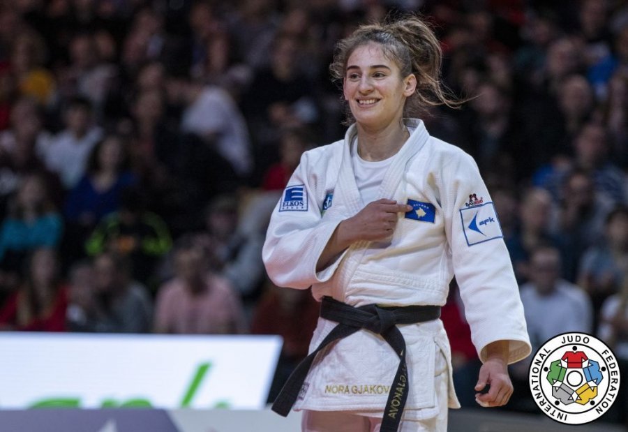 Nora Gjakova në finalen e Grand Slamit të Tbilisit