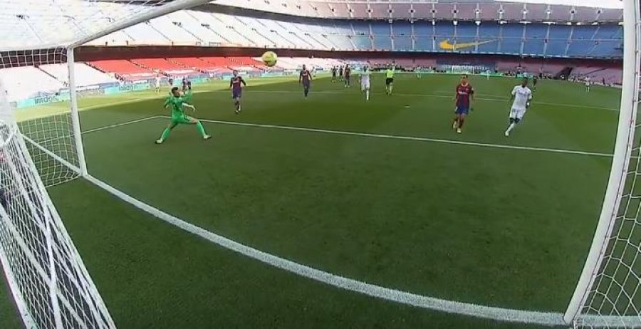 VIDEO/ ‘El Clasico’ nis vrullshëm, shënohen dy gola të shpejtë në Barcelona – Real Madrid
