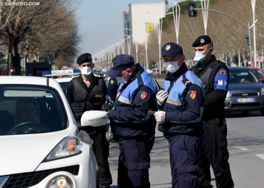 Mos mbajtja e maskës, policia gjobit 688 qytetarë