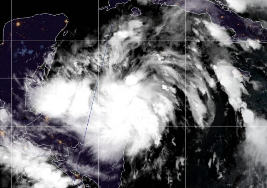SHBA-ja pritet të goditet nga ‘Uragani Zeta’