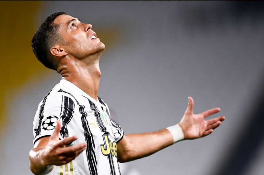 Shpreson të luajë në Juventus - Barca, ja çfarë ndodh me Ronaldon