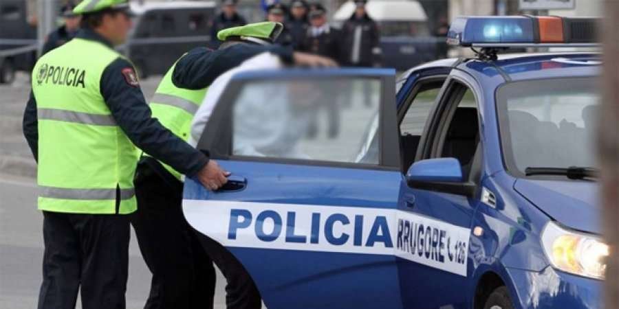 Po traportonte 5 sirianë me ‘ML’, arrestohet një person në Pogradec