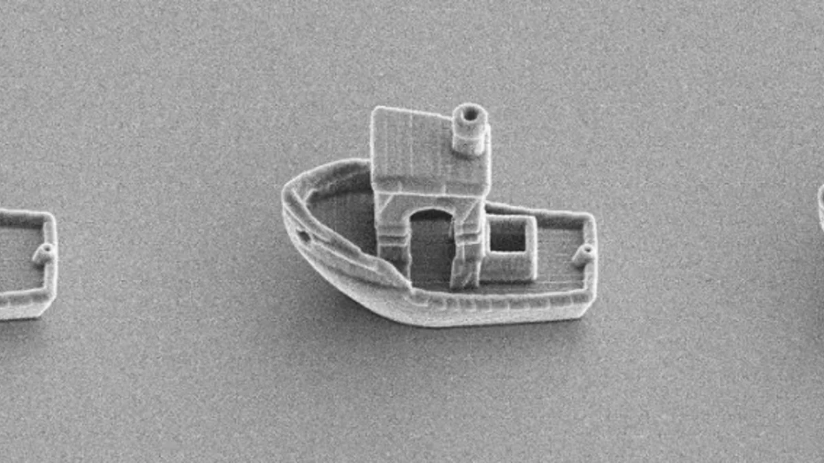Krijohet anija ‘nano-skopike’, e aftë të udhëtojë përmes flokëve/ Ja për çfarë mund të shërbejë