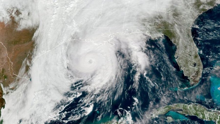 Uragani Zeta çliron fuqinë e tij në brigjet e Louisiana, bilanc lufte në dëmet materiale