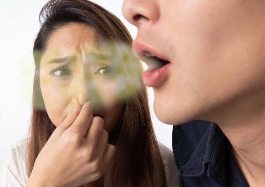 Çfarë tregon era e keqe e gojës në mëngjes për shëndetin