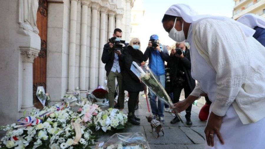 Sulmi në Francë: Nisa në zi pas sulmit vdekjeprurëse në kishë