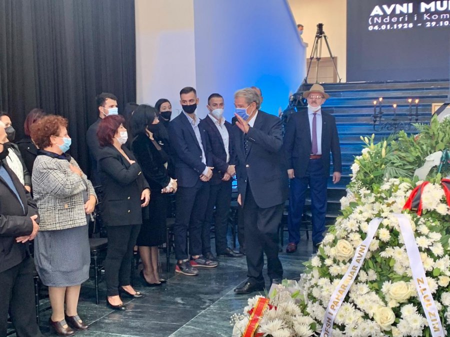 Ish-kryeministri Berisha: Avni Mula do të jetojë përgjithmonë me krijimtarinë e tij