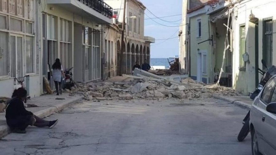 Plagoset rëndë nga tërmeti 14 vjeçari shqiptar, transportohet me helikopter në spital