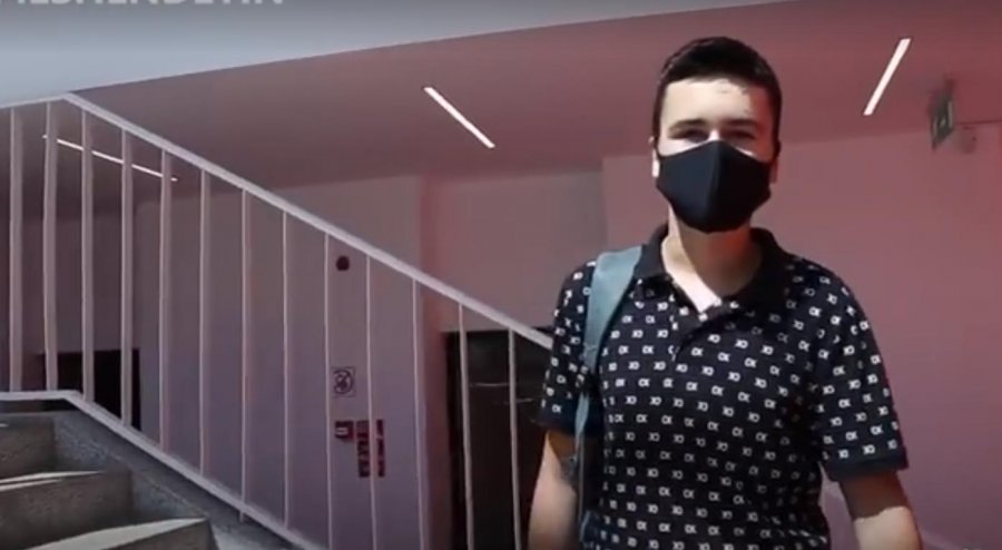 Shahini thekson nevojën e mbajtjes së maskave në shkollë: Është detyrim, mbrojmë veten dhe të tjerët