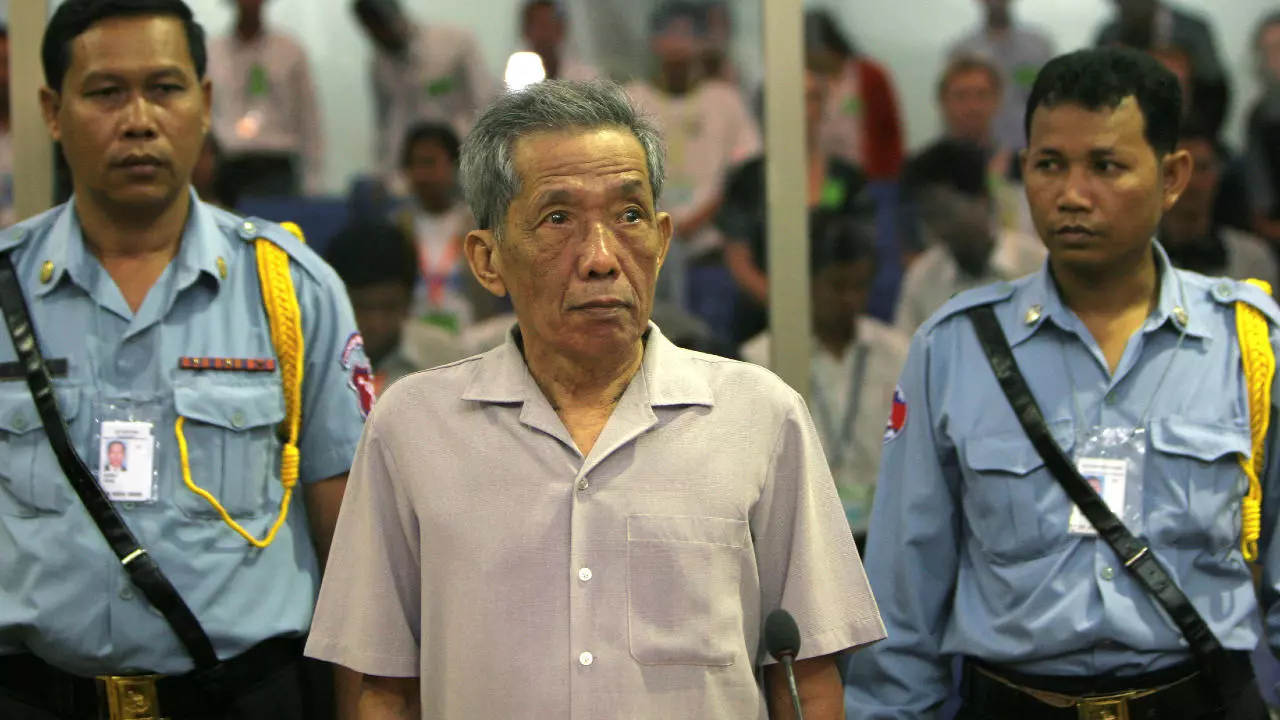 Vdes Shoku Duch, drejtori i burgut të tmerreve në Kamboxhian e Khmerëve të Kuq