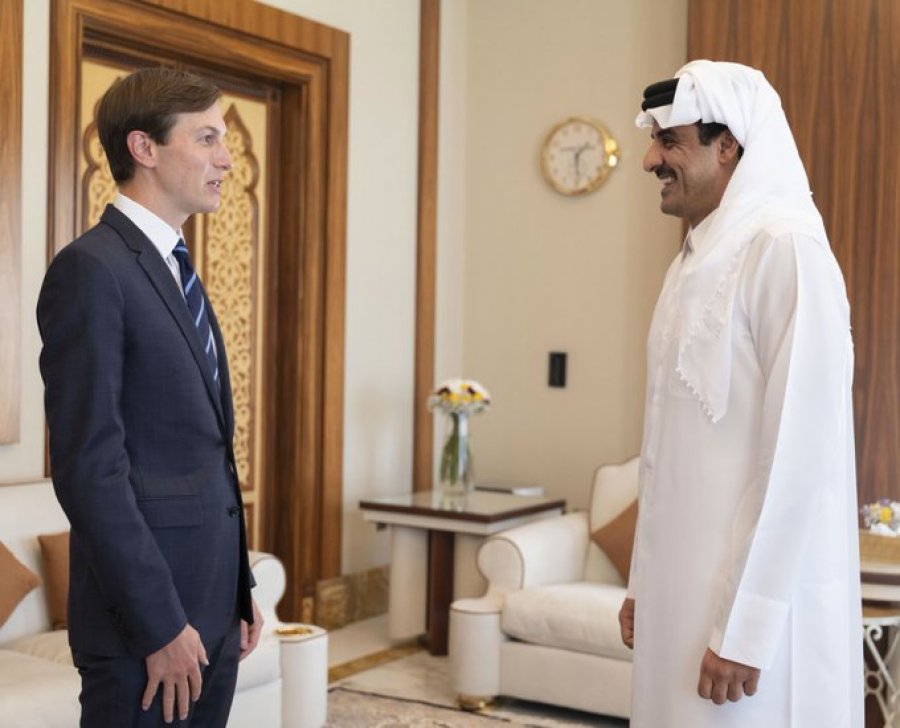 Emiri i Shtetit të Katarit pret në Doha Këshilltarin e Lartë të Presidentit Amerikan