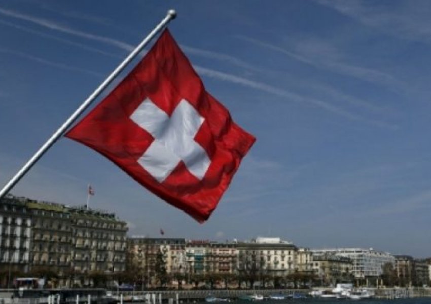 Zvicra sot vendos nëse do t’i jepet fund lëvizjes së lirë të njerëzve me BE-në