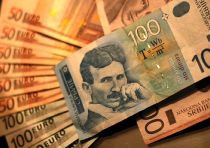 Kosova humb miliona euro nga përdorimi i dinarit serb