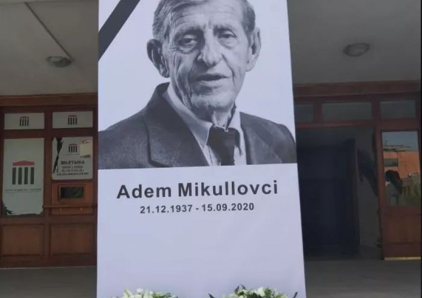Qorrolli për humbjen e Mikullovcit: Sot ra perdja e fundit e një gjenerate teatri qe ne 50 vjet rresht i ndriçoi dritat e 2 milionë kosovareve