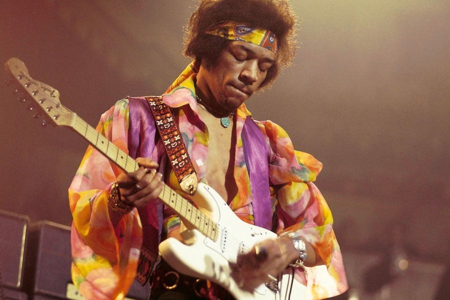 Kanë kaluar 50 vite që nga vdekja e tij por Jimi Hendrix është miti që sfidon të ardhmen