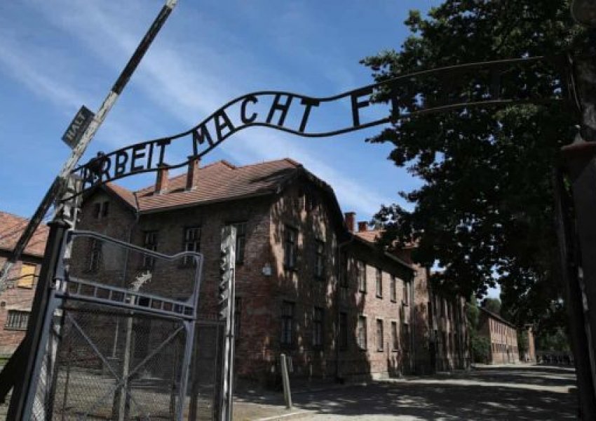 Gati dy të tretat e amerikanëve nuk e dinë se në Holokaust janë vrarë 6 milionë hebrenj
